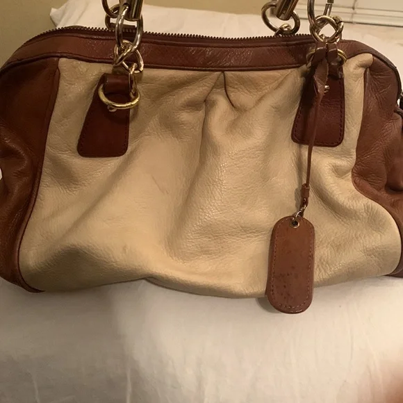 Beautiful Cynthia Rowley Leather Satchet (#16) - Picture 3 of 8